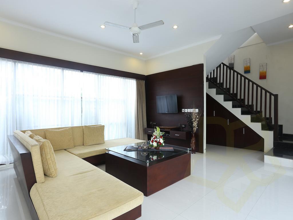 Villa Fanisa Kuta  Ruang foto