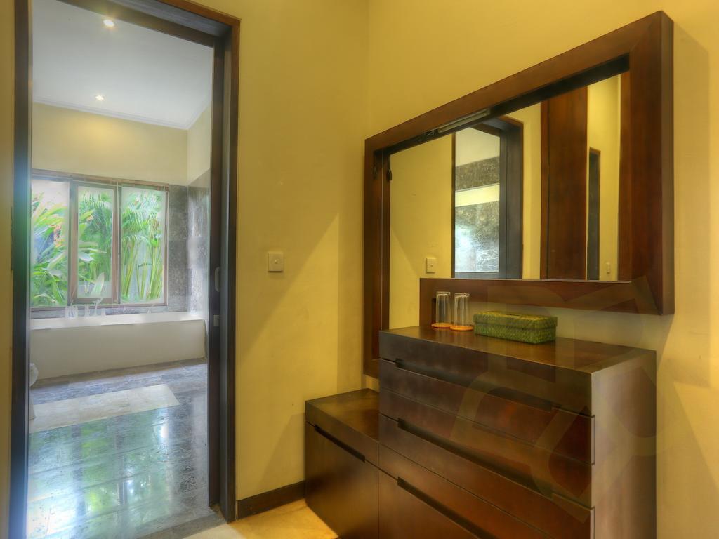 Villa Fanisa Kuta  Ruang foto