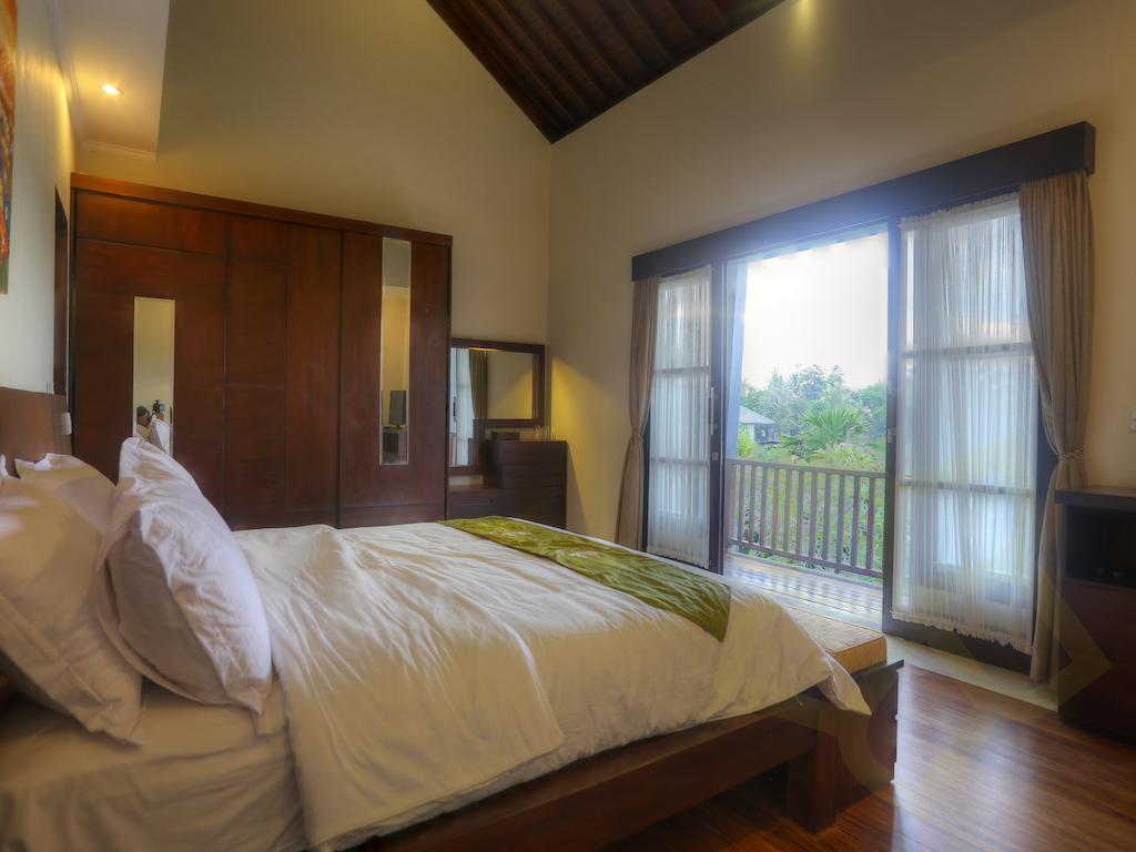 Villa Fanisa Kuta  Ruang foto